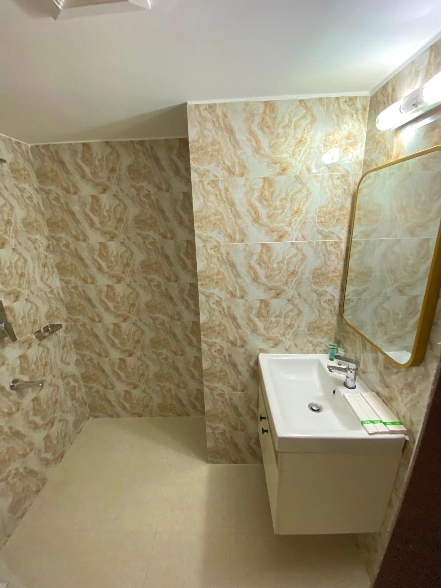 Hotel Valentino Noakhali Ngoại thất bức ảnh